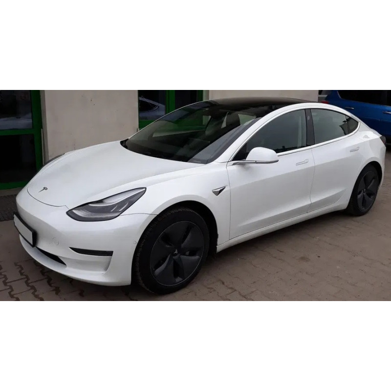 Tesla Model 3 Langstreckenbatterie Allradantrieb Dual Motor Performance